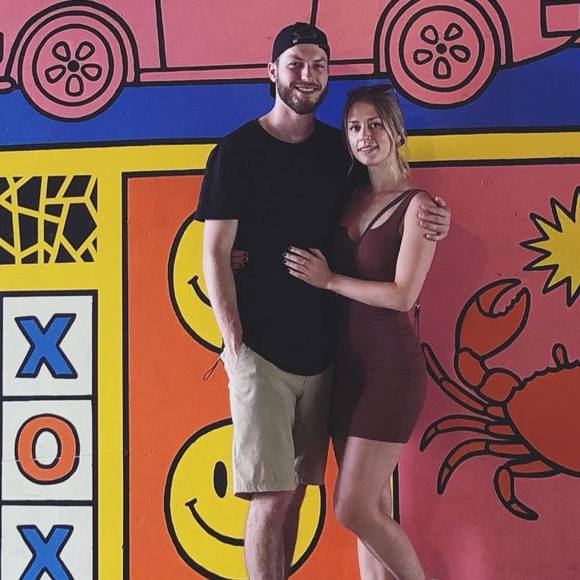 Meet your Posher, Alyse - Picture 1 of 1